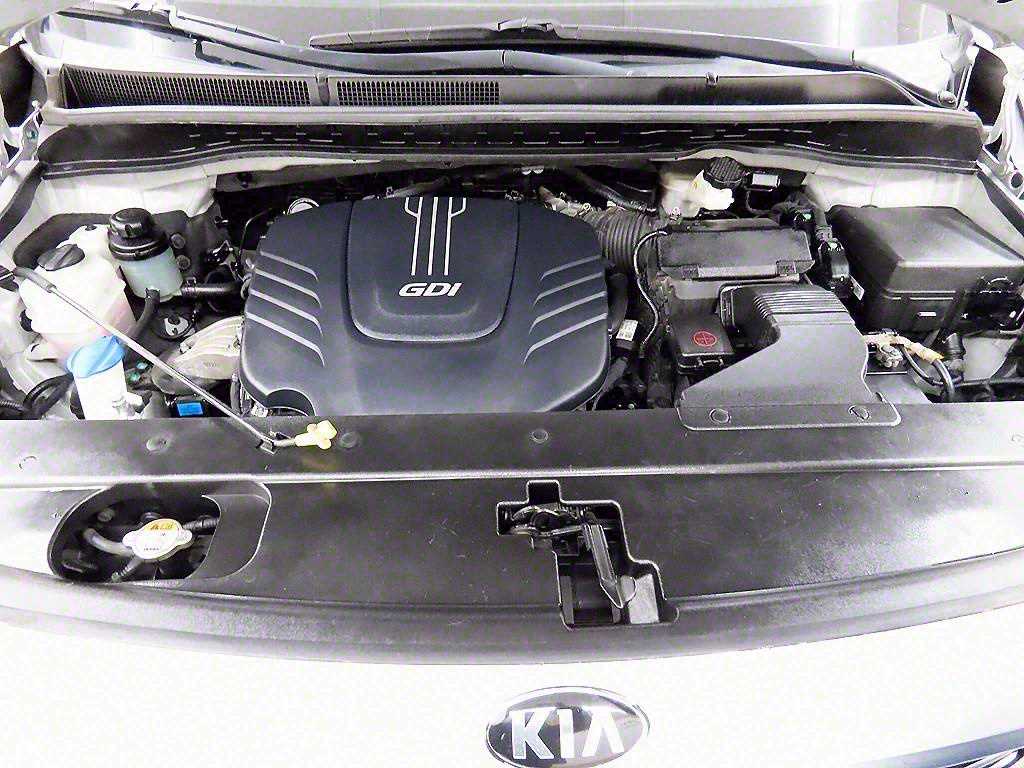 KIA Carnival 2016 Plateado - Importación desde Corea - HF Imports Iquique - Foto 18