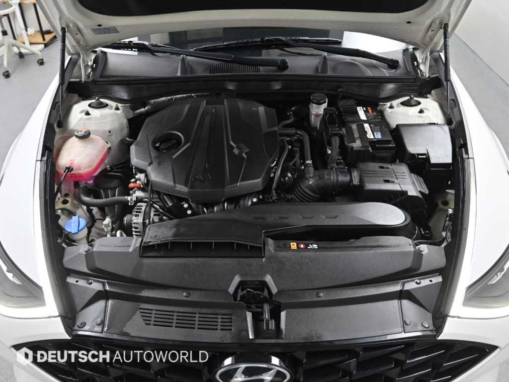 HYUNDAI Sonata - Vista 6