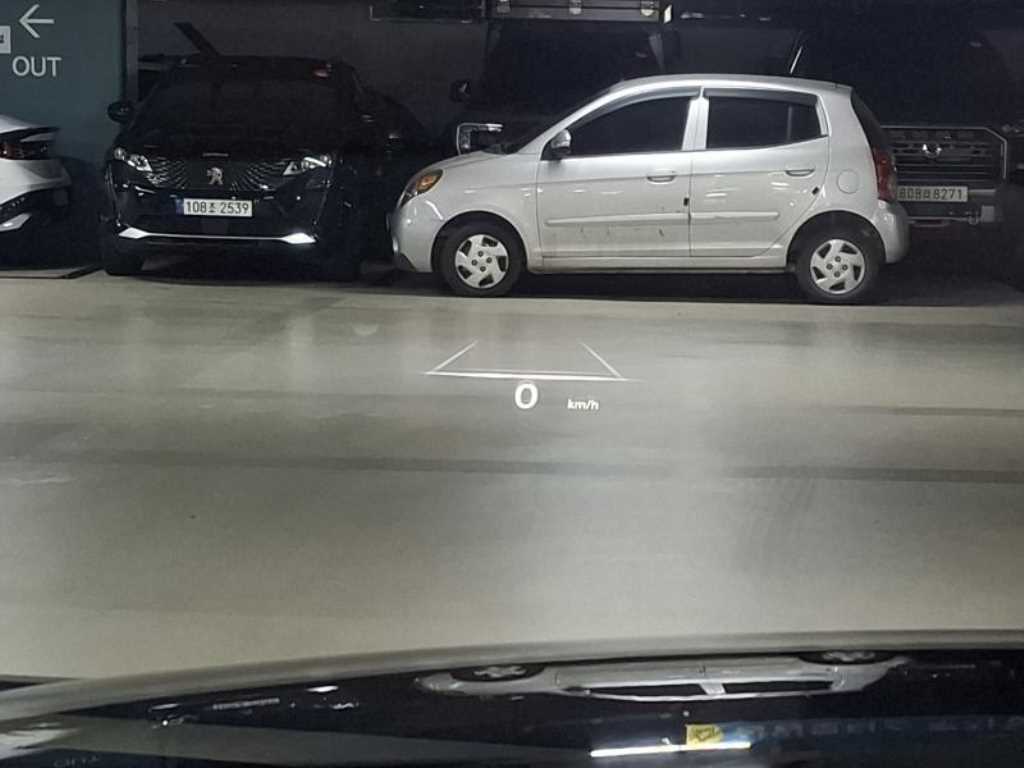 Genesis G90 2025 Gris - Importación desde Corea - HF Imports Iquique - Foto 13