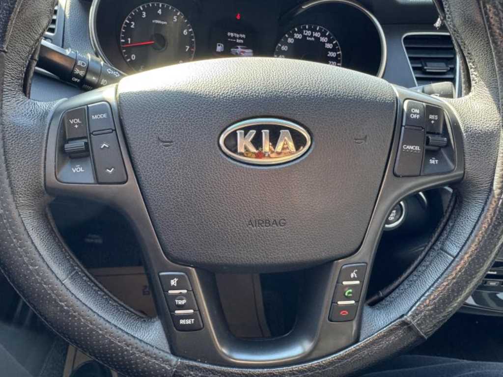 KIA K7 - Vista 6