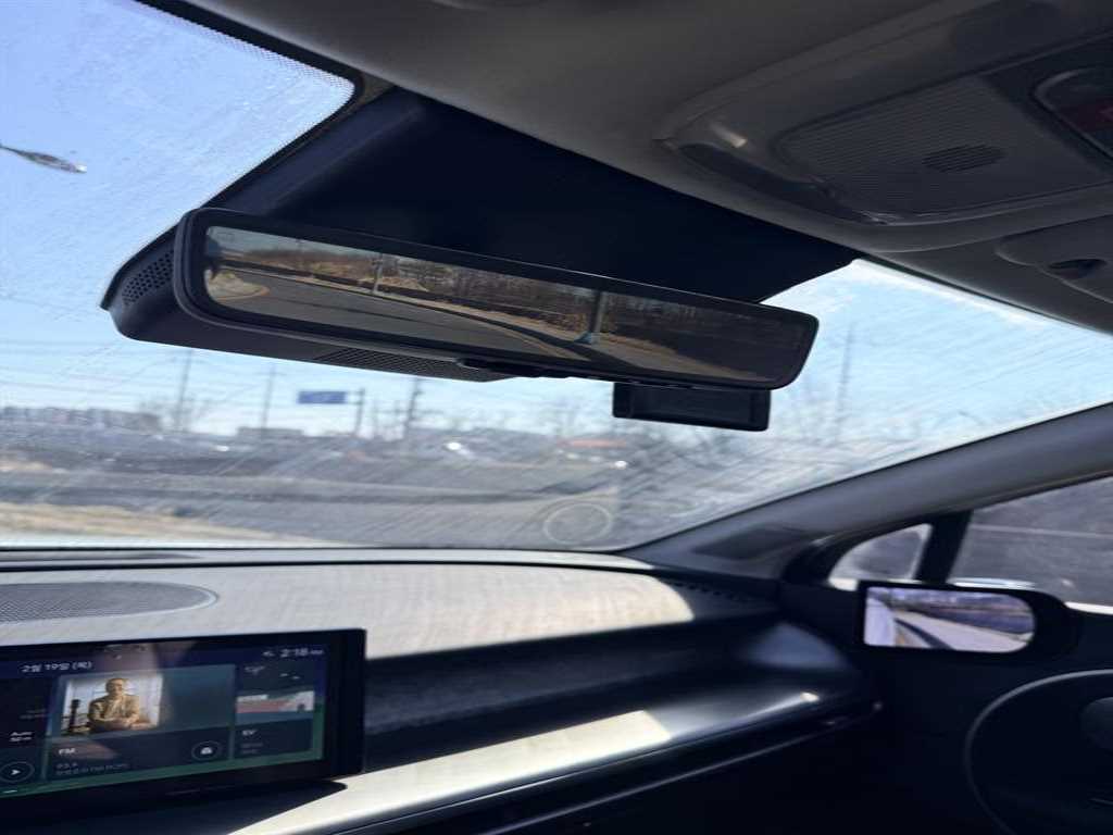 HYUNDAI IONIQ 9 - Vista 7