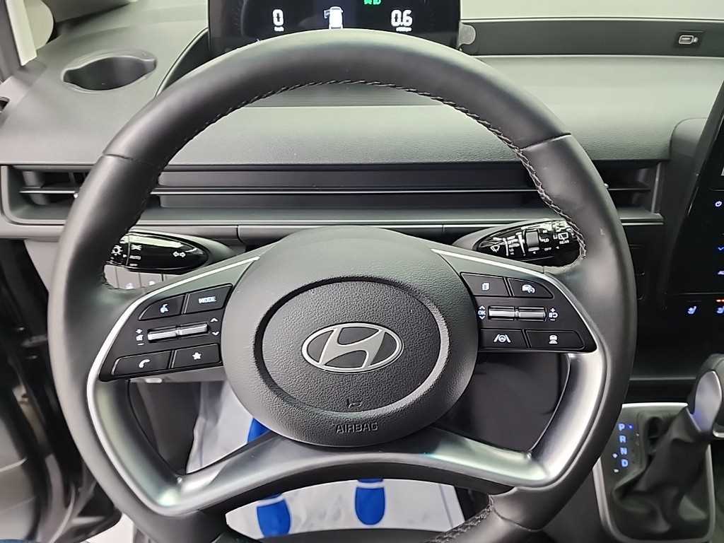 HYUNDAI Staria - Vista 9