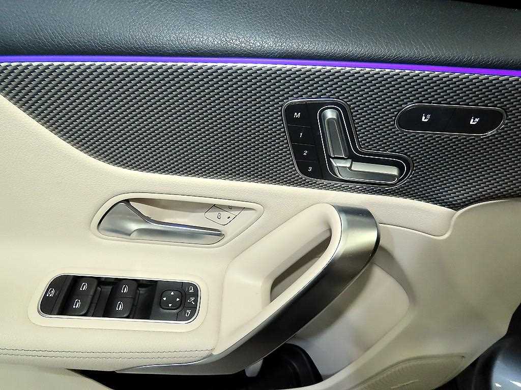 Mercedes Benz A Class 2021 Gris - Importación desde Corea - HF Imports Iquique - Foto 14