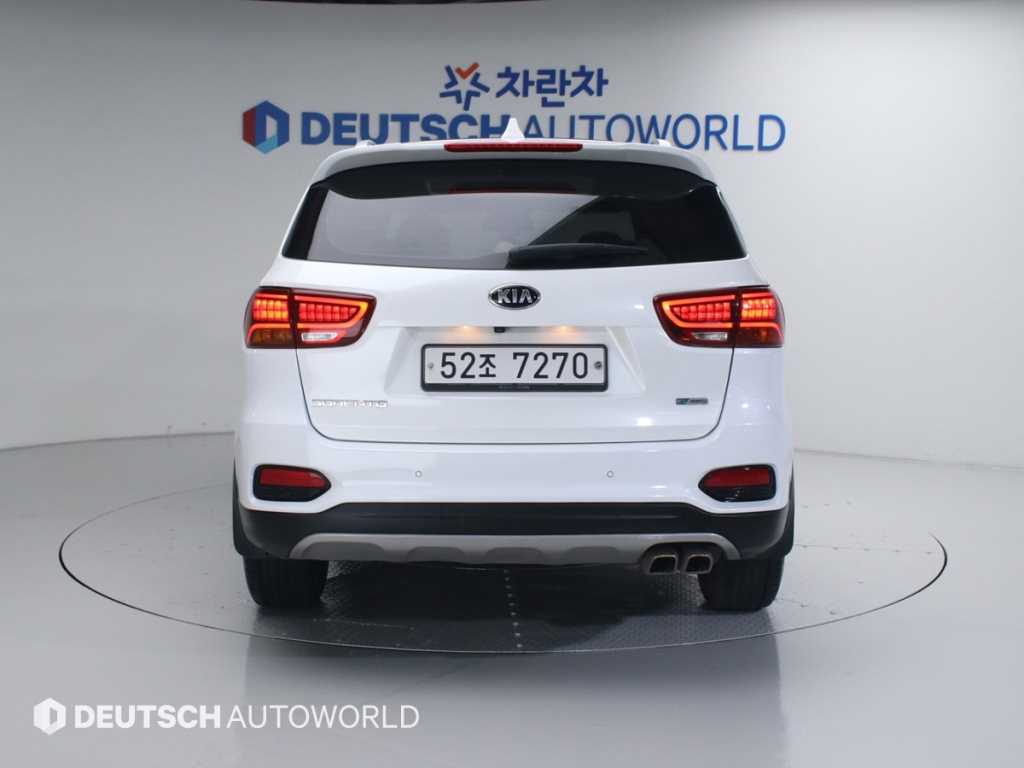 KIA Sorento - Vista 4