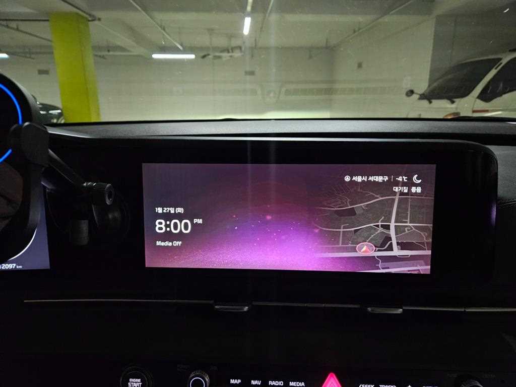 KIA Carnival - Vista 12