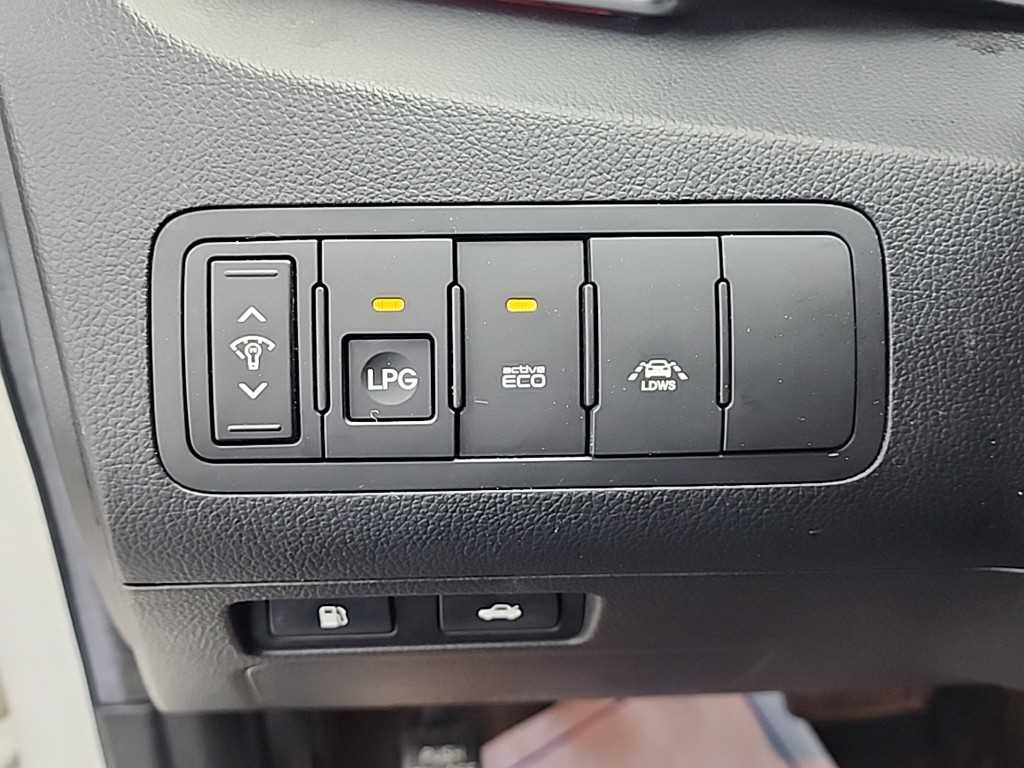 KIA K7 2012 Blanco - Importación desde Corea - HF Imports Iquique - Foto 17