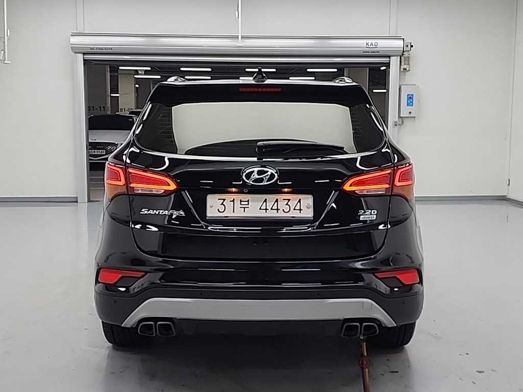 HYUNDAI Santa Fe - Vista 3