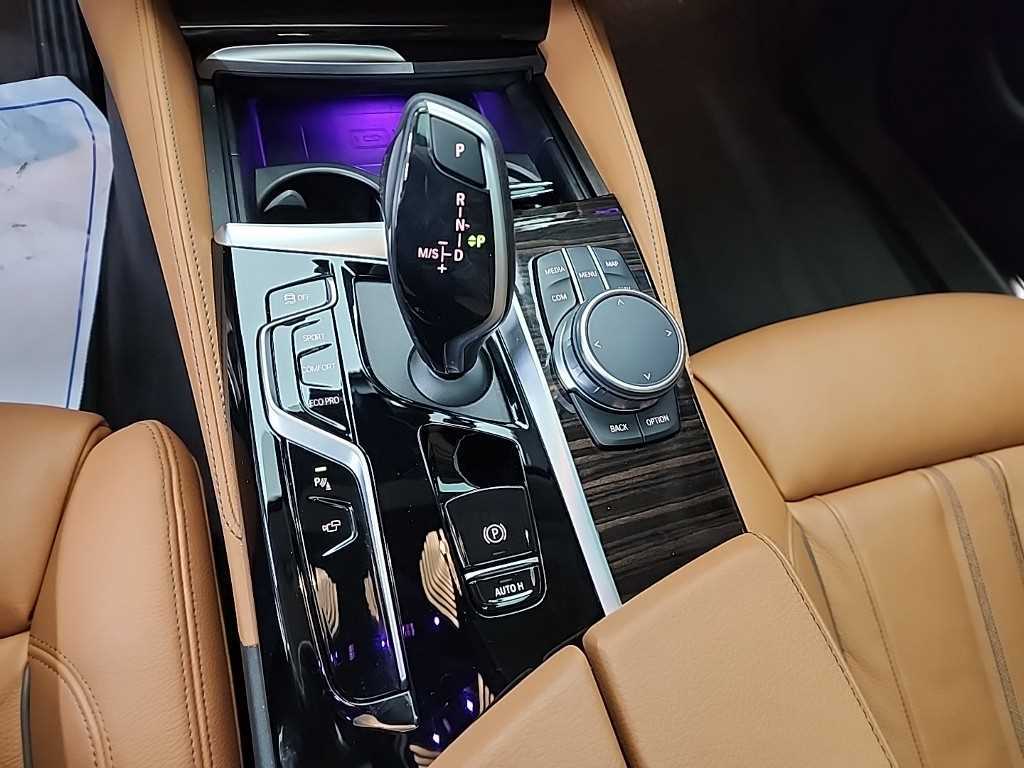 BMW 5 Series - Vista 8