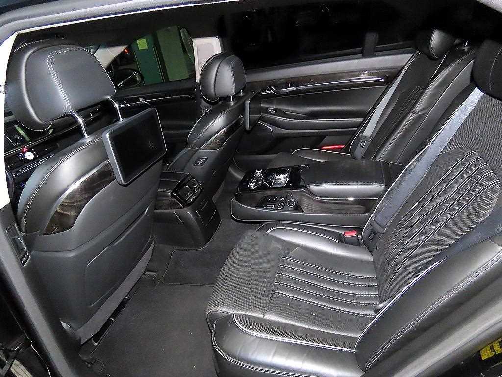 Genesis EQ900 - Vista 7