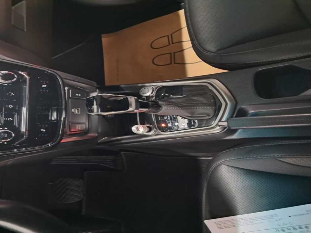 Ssangyong Tivoli 2022 Blanco - Importación desde Corea - HF Imports Iquique - Foto 13