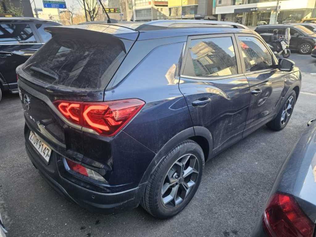 Ssangyong Korando - Vista 6