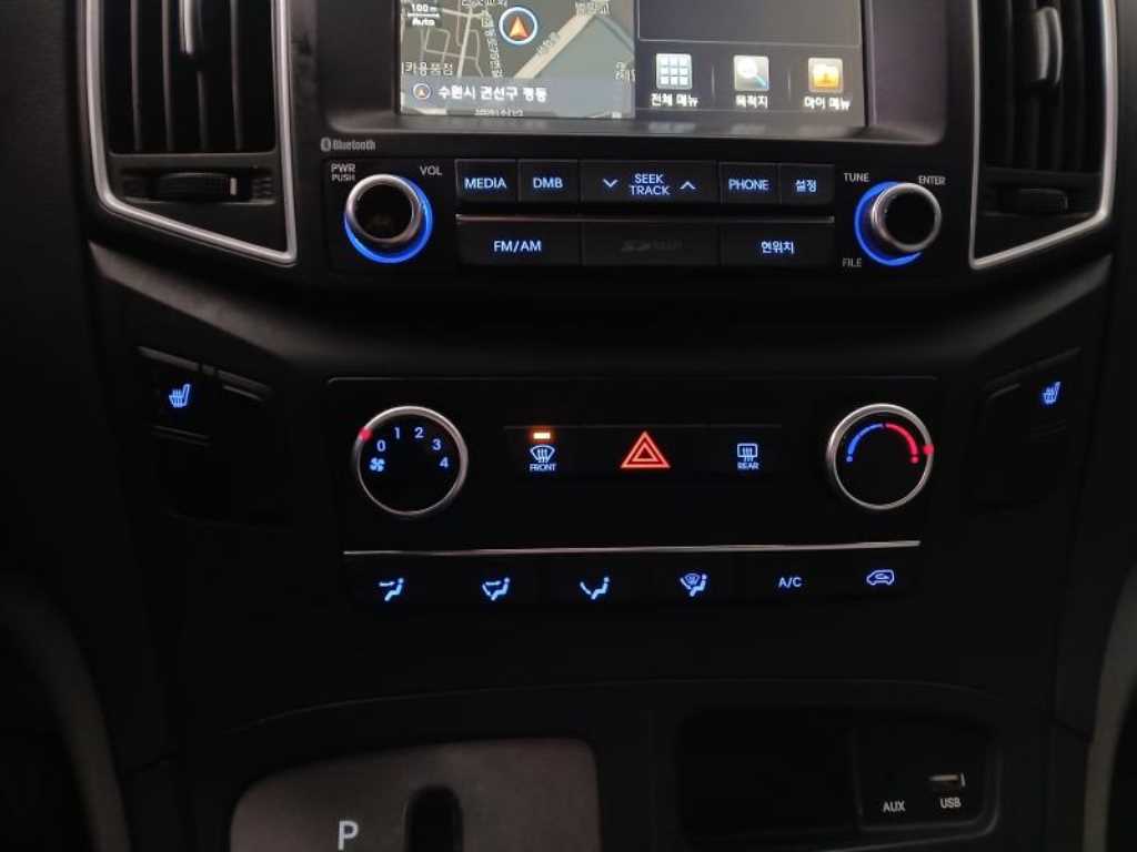 HYUNDAI Starex 2017 Gris - Importación desde Corea - HF Imports Iquique - Foto 13