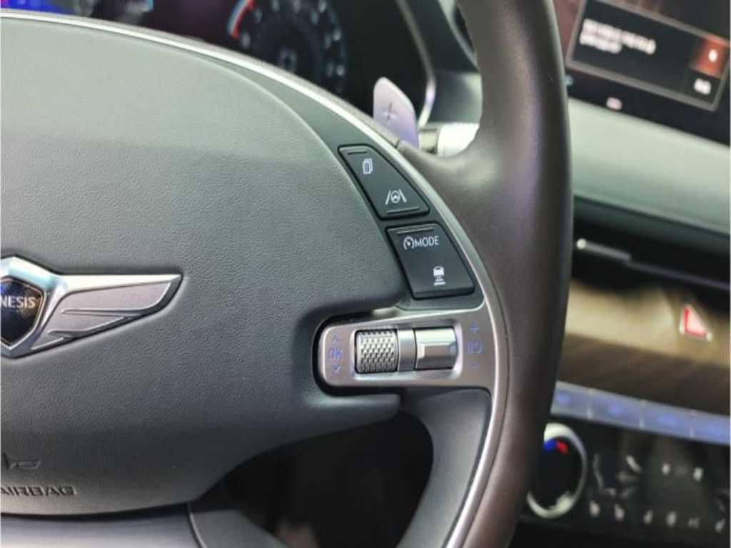 Genesis G80 - Vista 9