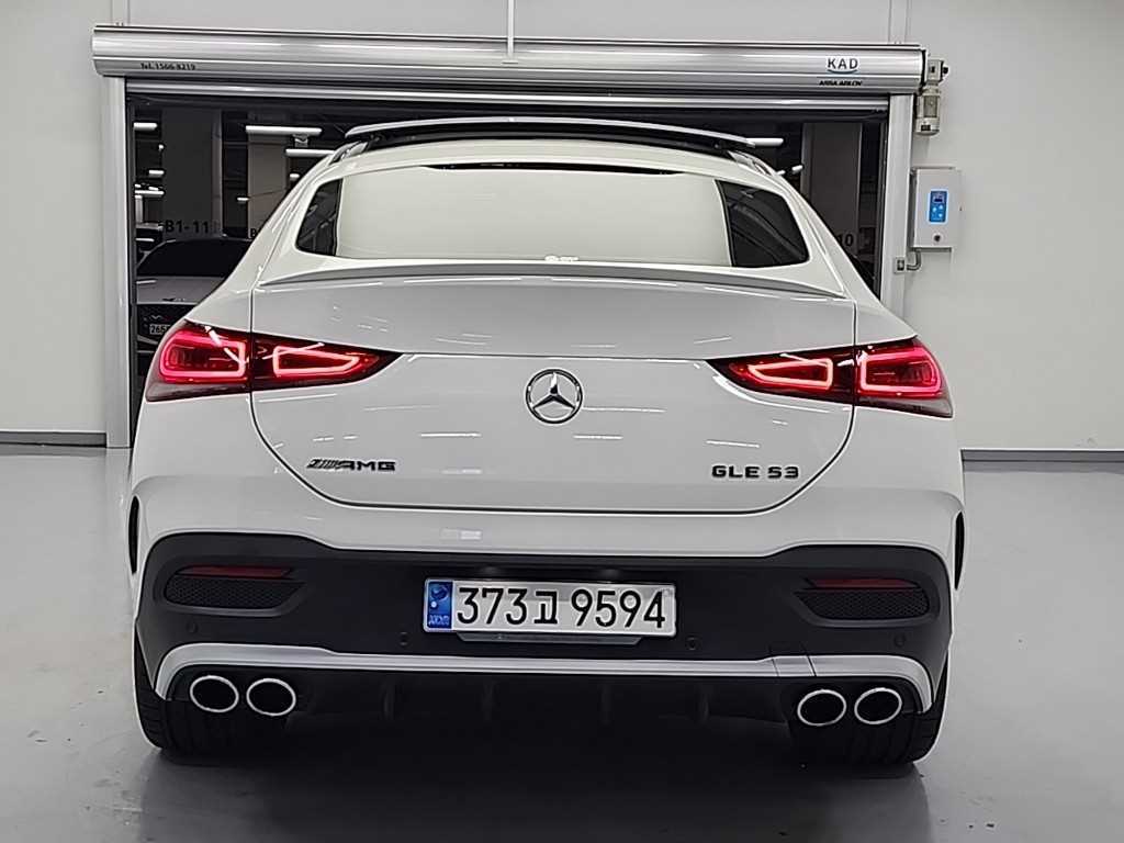 Mercedes Benz GLE Class - Vista 3