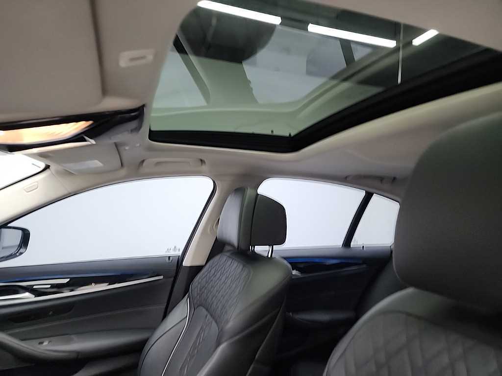 BMW 5 Series 2021 Blanco - Importación desde Corea - HF Imports Iquique - Foto 14