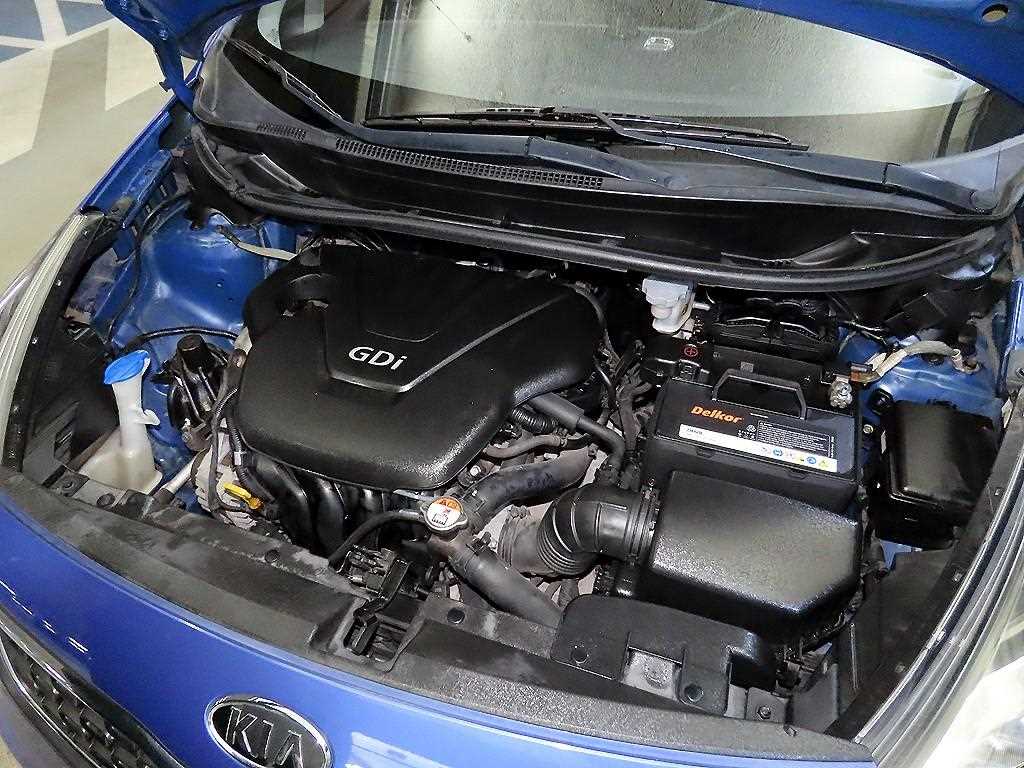 KIA Pride 2012 Azul - Importación desde Corea - HF Imports Iquique - Foto 15
