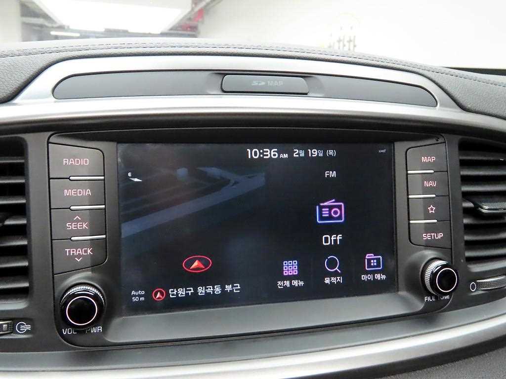 KIA Sorento - Vista 8