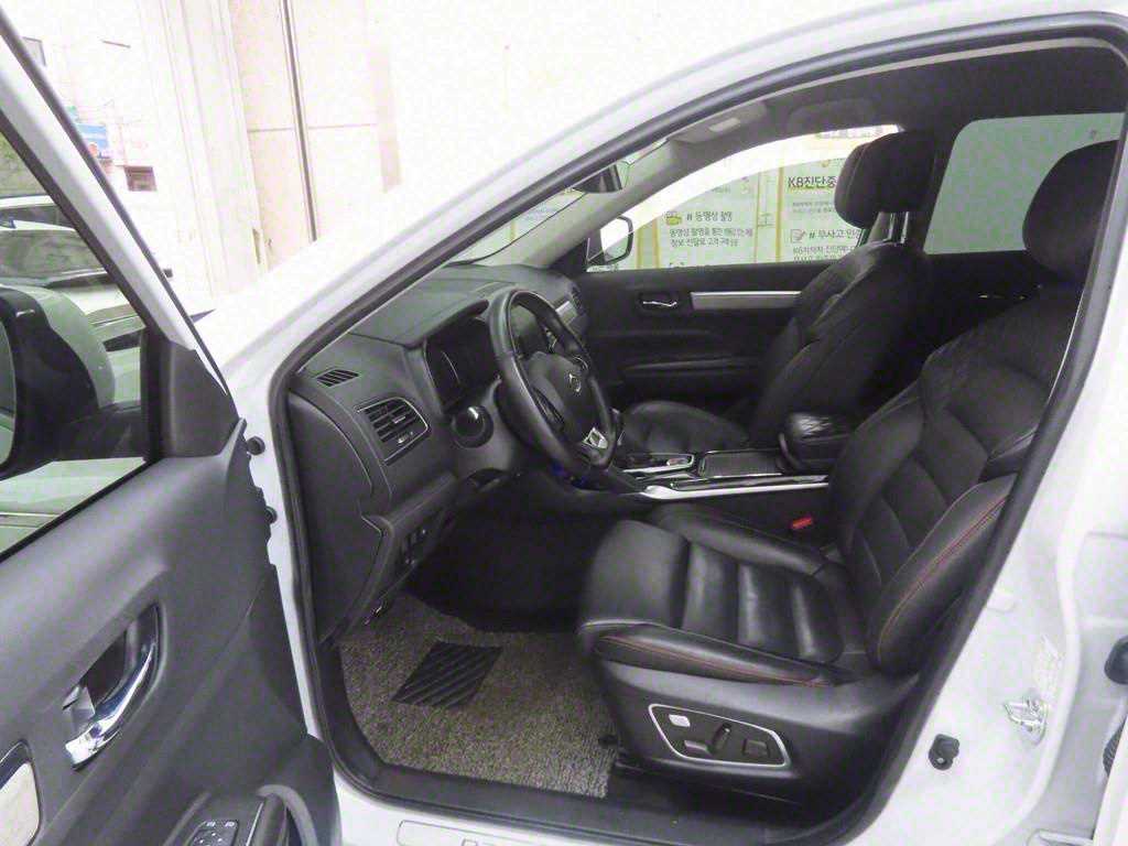 SAMSUNG QM6 - Vista 5