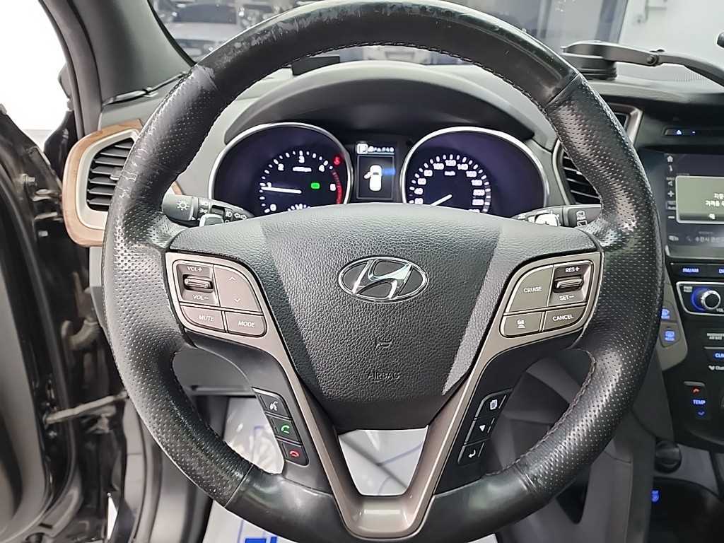 HYUNDAI Santa Fe - Vista 9