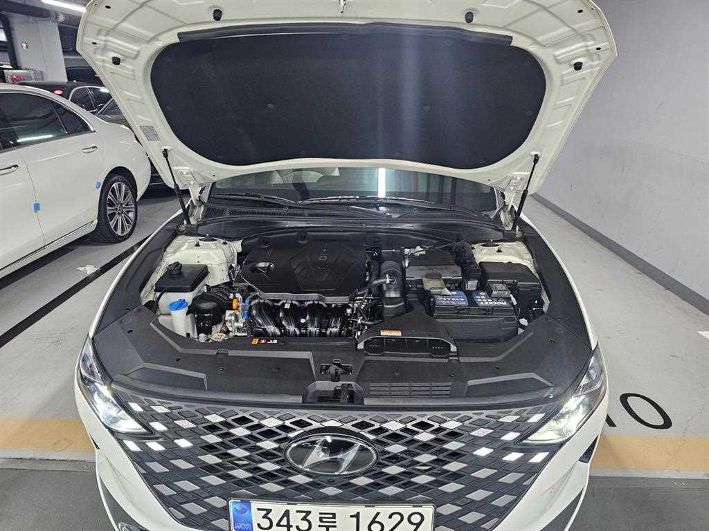 HYUNDAI Grandeur 2022 Blanco - Importación desde Corea - HF Imports Iquique - Foto 19