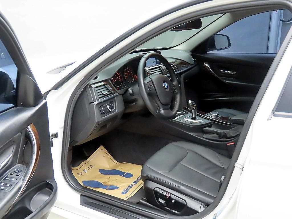 BMW 3 series - Vista 5