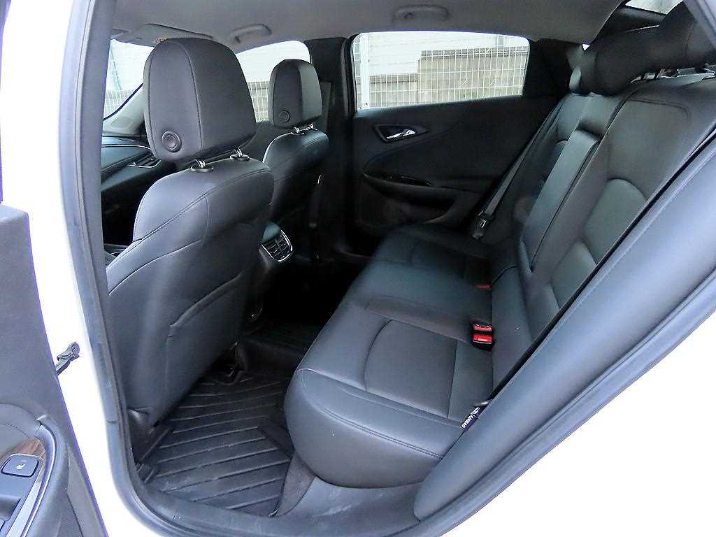 Chevrolet Malibu - Vista 6