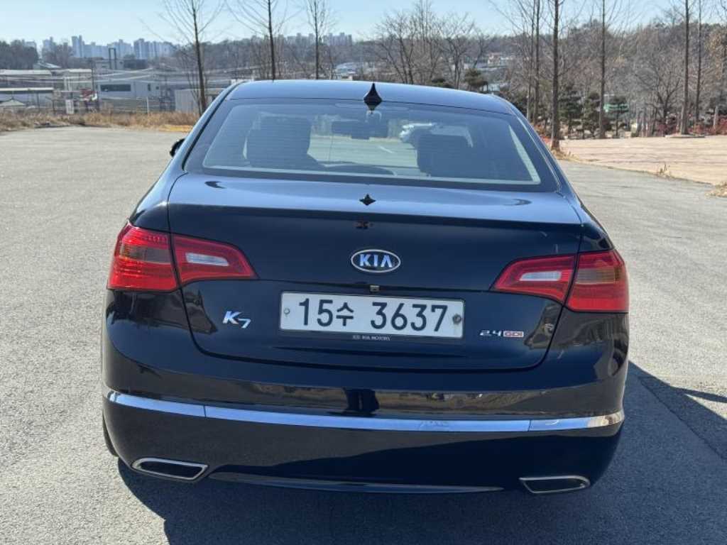 KIA K7 - Vista 4