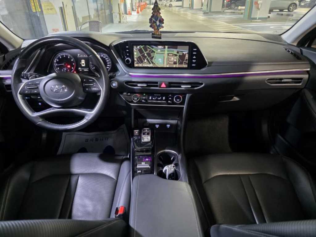 HYUNDAI Sonata - Vista 9