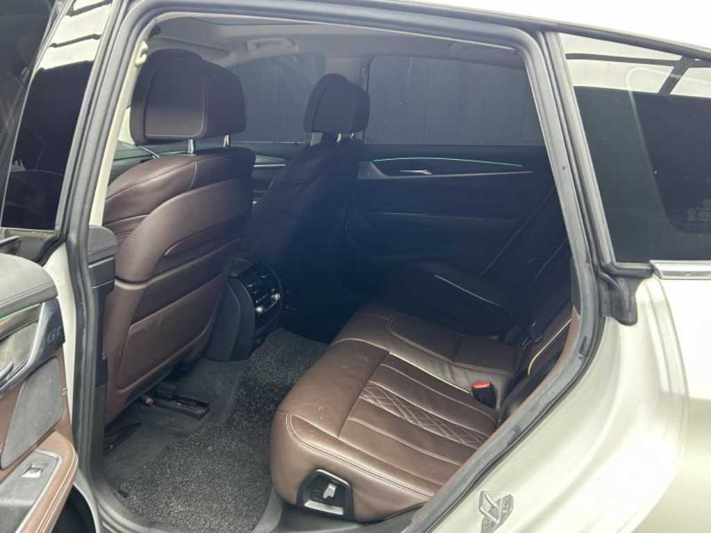 BMW Gran Turismo - Vista 6