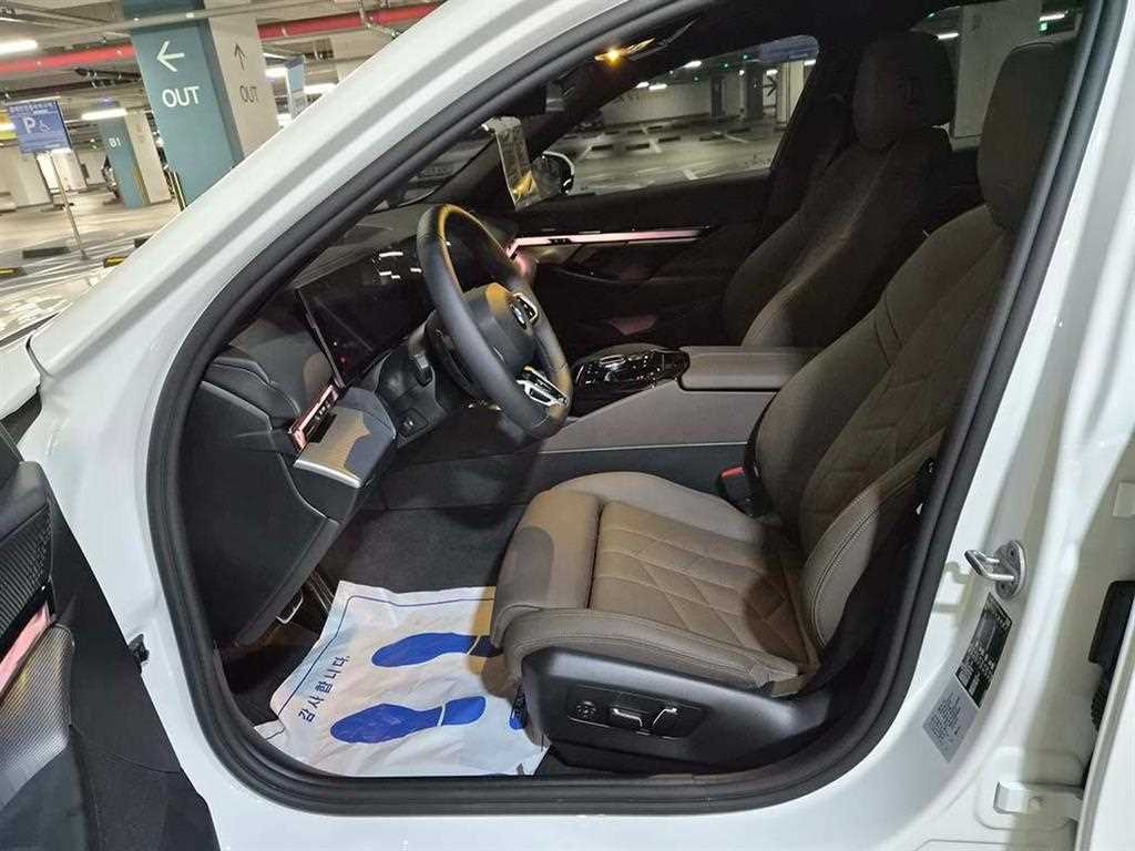 BMW 5 Series - Vista 6