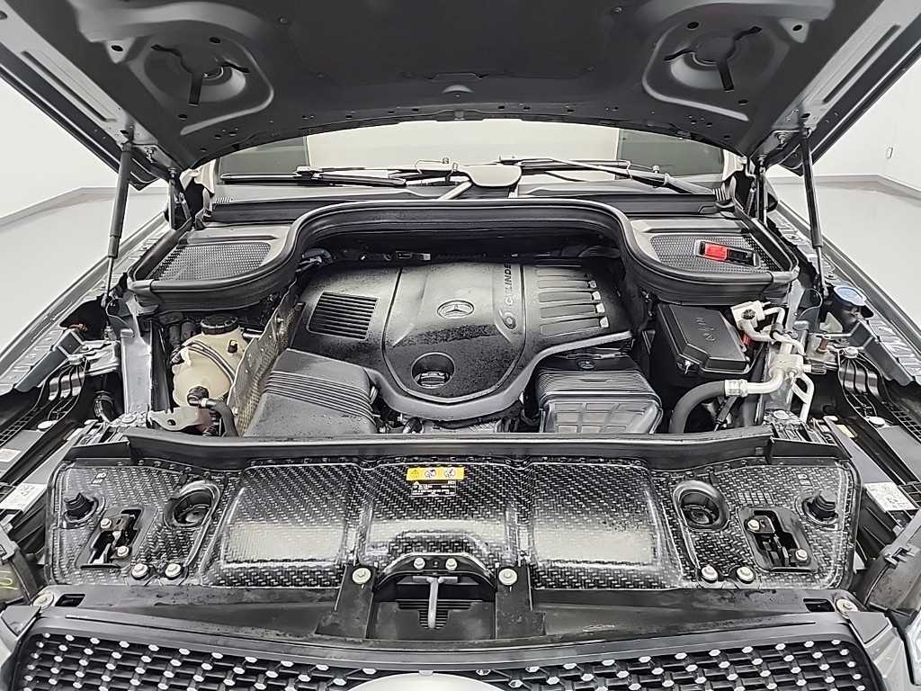 Mercedes Benz GLE Class - Vista 6