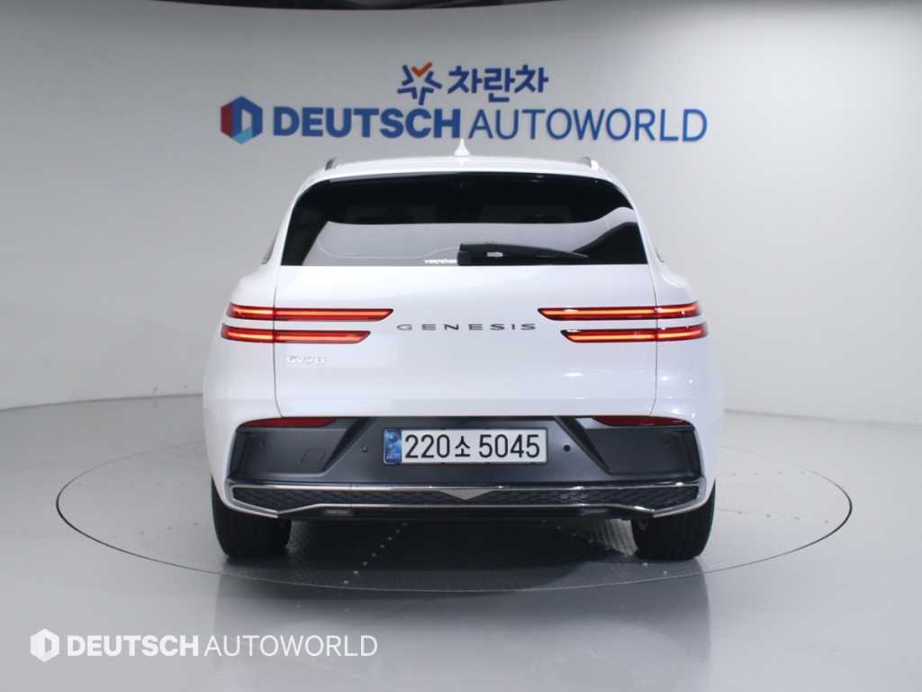 Genesis GV70 - Vista 4