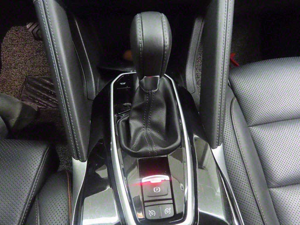 SAMSUNG QM6 2021 Blanco - Importación desde Corea - HF Imports Iquique - Foto 13