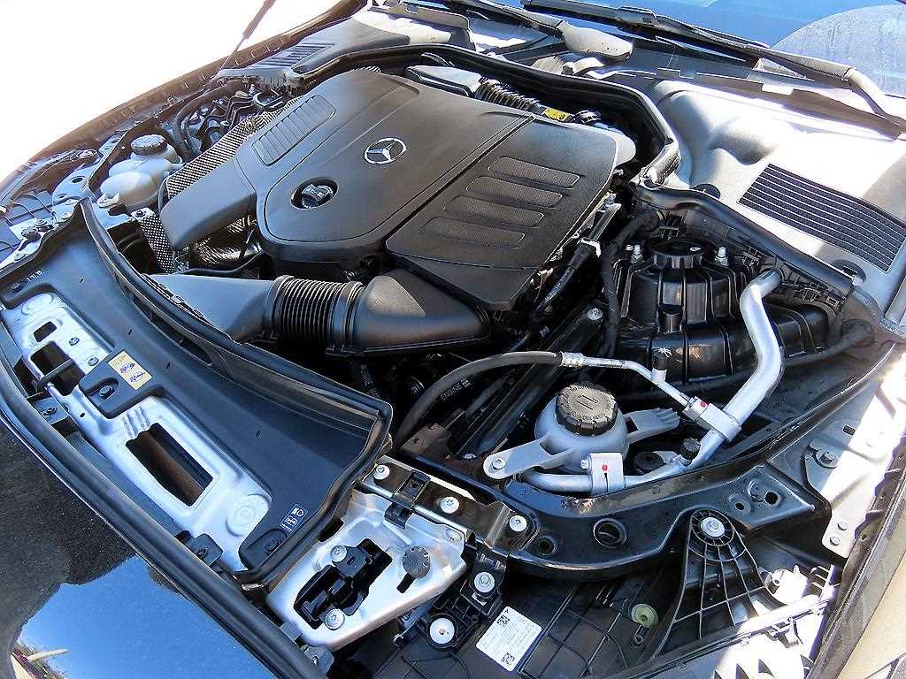 Mercedes Benz C Class 2023 Negro - Importación desde Corea - HF Imports Iquique - Foto 19