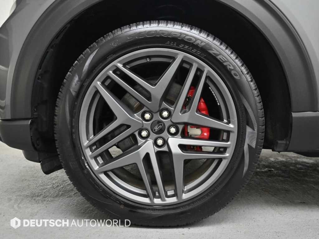 Ford Explorer - Vista 5