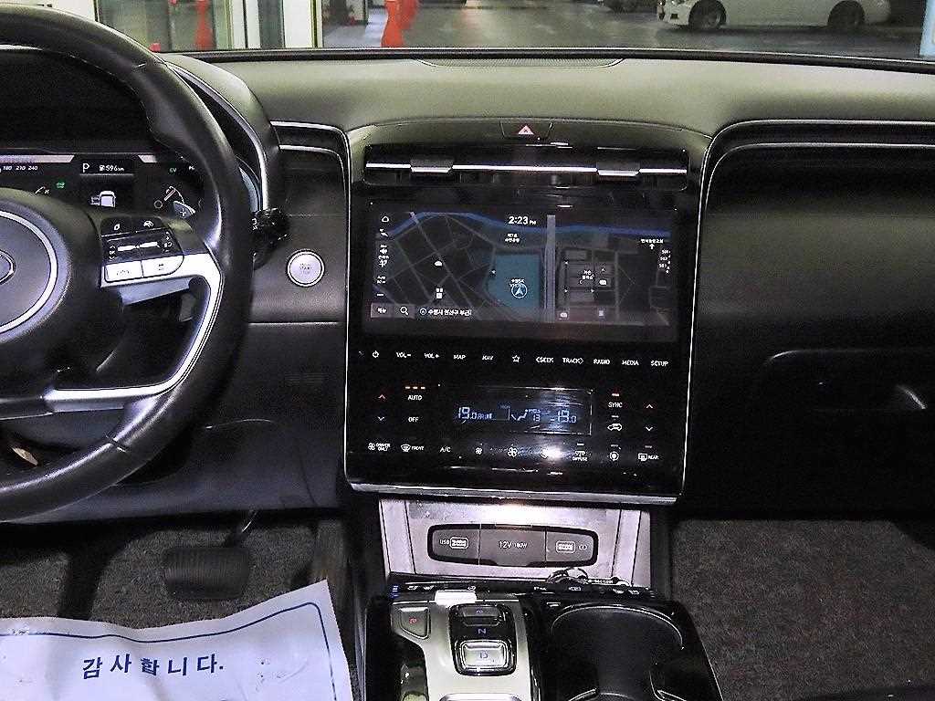 HYUNDAI Tucson - Vista 11