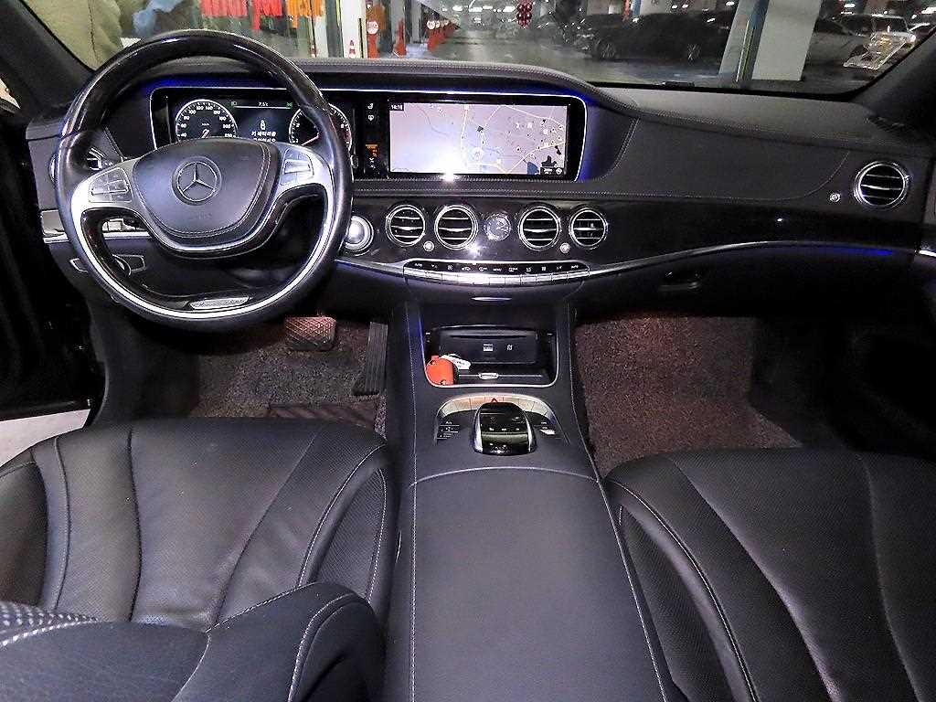 Mercedes Benz S Class - Vista 10