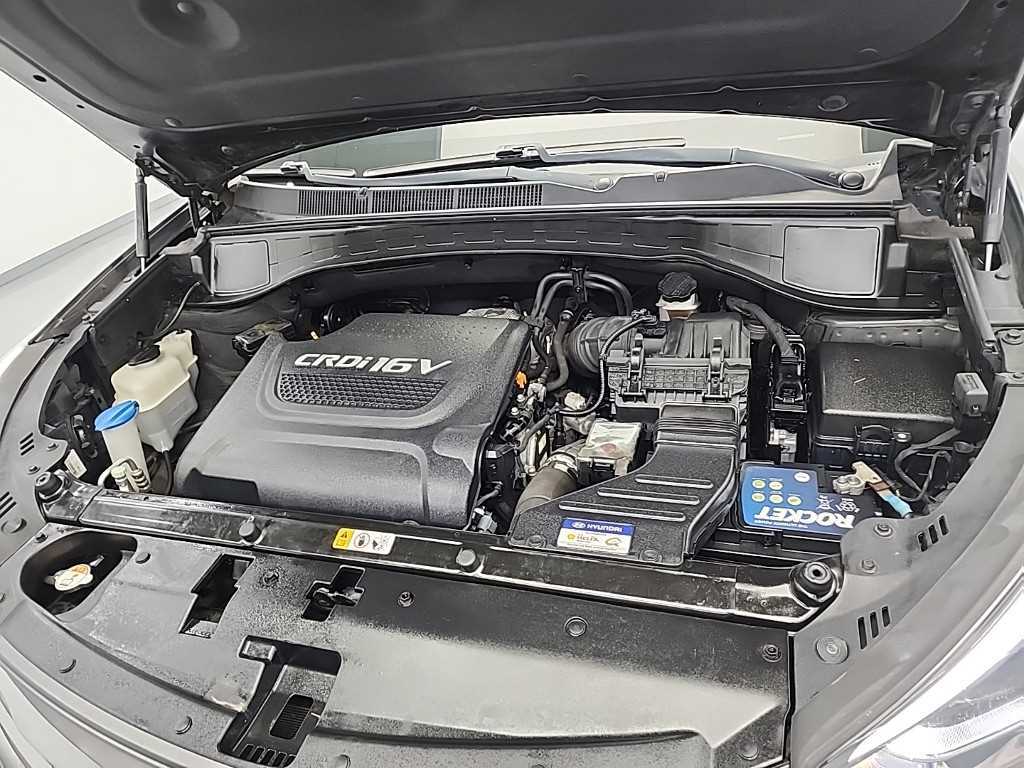 HYUNDAI Santa Fe - Vista 5