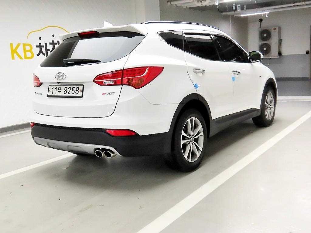 HYUNDAI Santa Fe - Vista 4