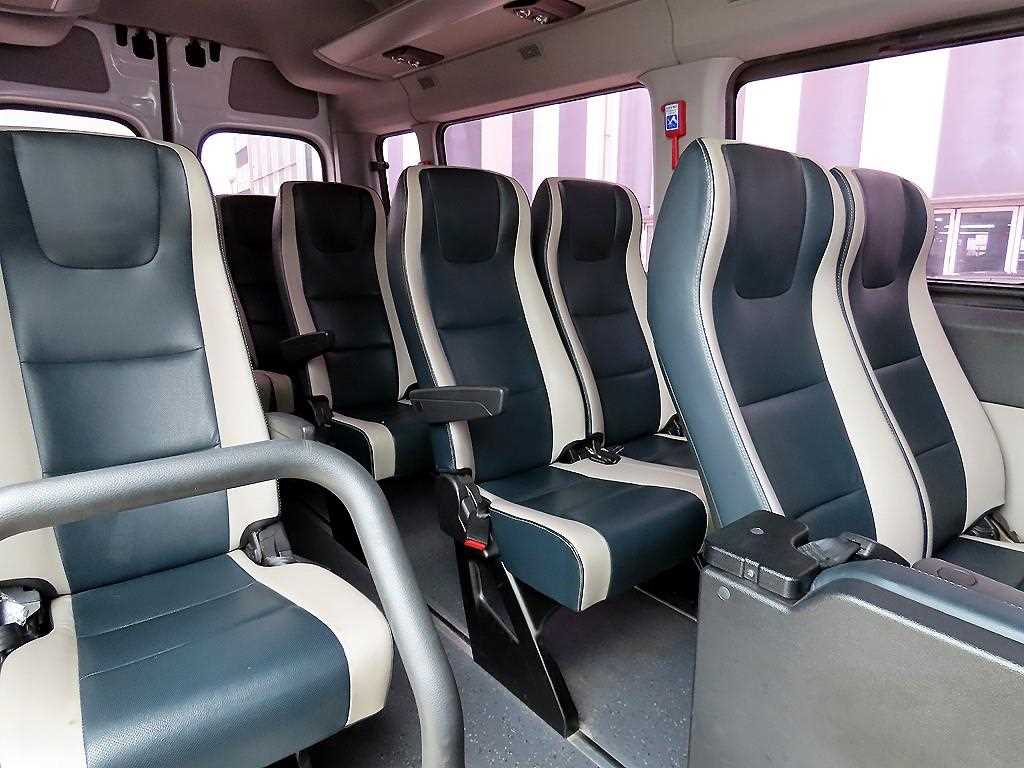 HYUNDAI Solati - Vista 7