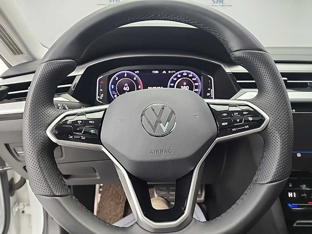 Volkswagen Arteon - Vista 9