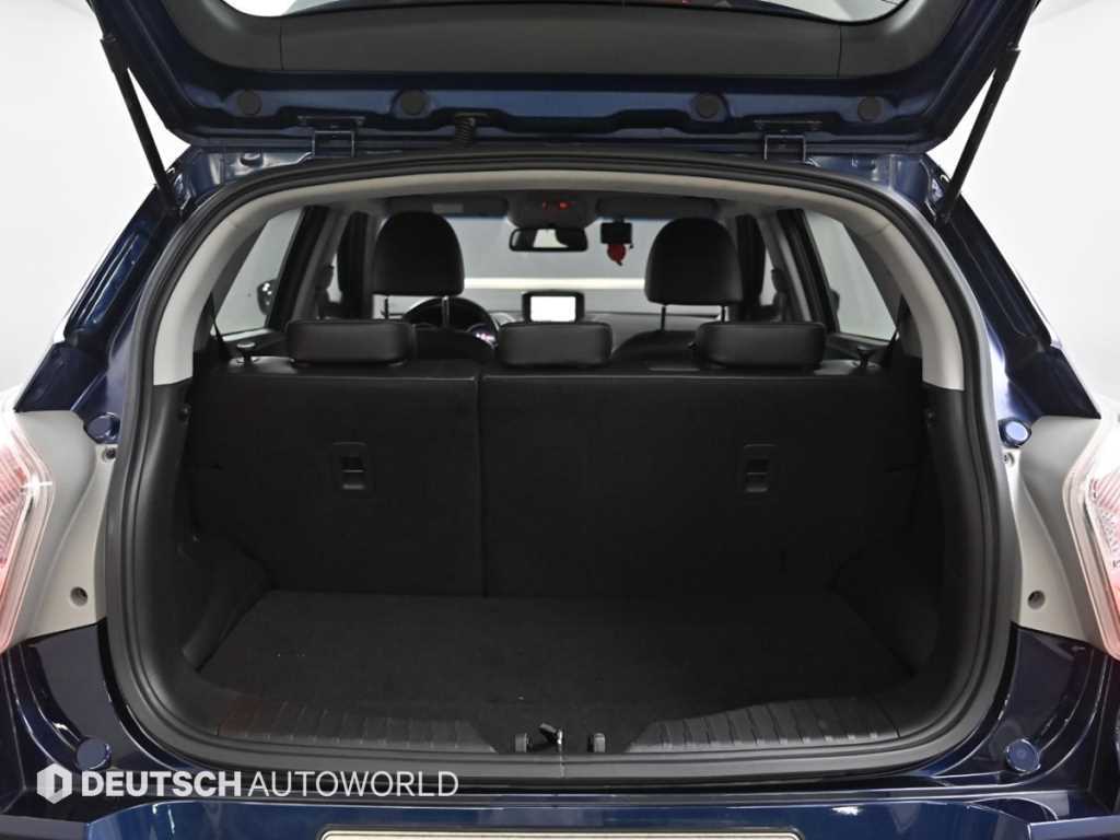 Ssangyong Tivoli 2016 Azul - Importación desde Corea - HF Imports Iquique - Foto 20