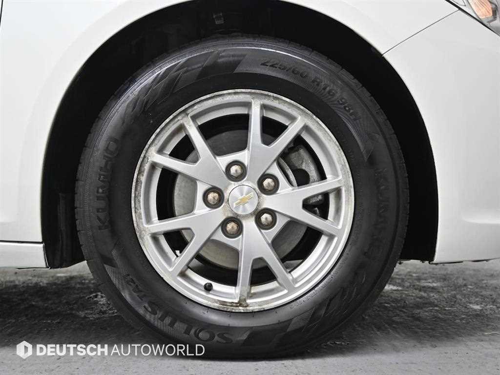 Chevrolet Malibu - Vista 5