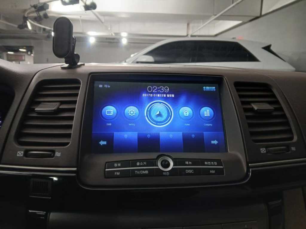 KIA Opirus - Vista 12