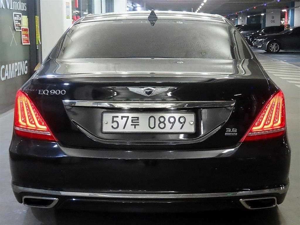 Genesis EQ900 - Vista 5