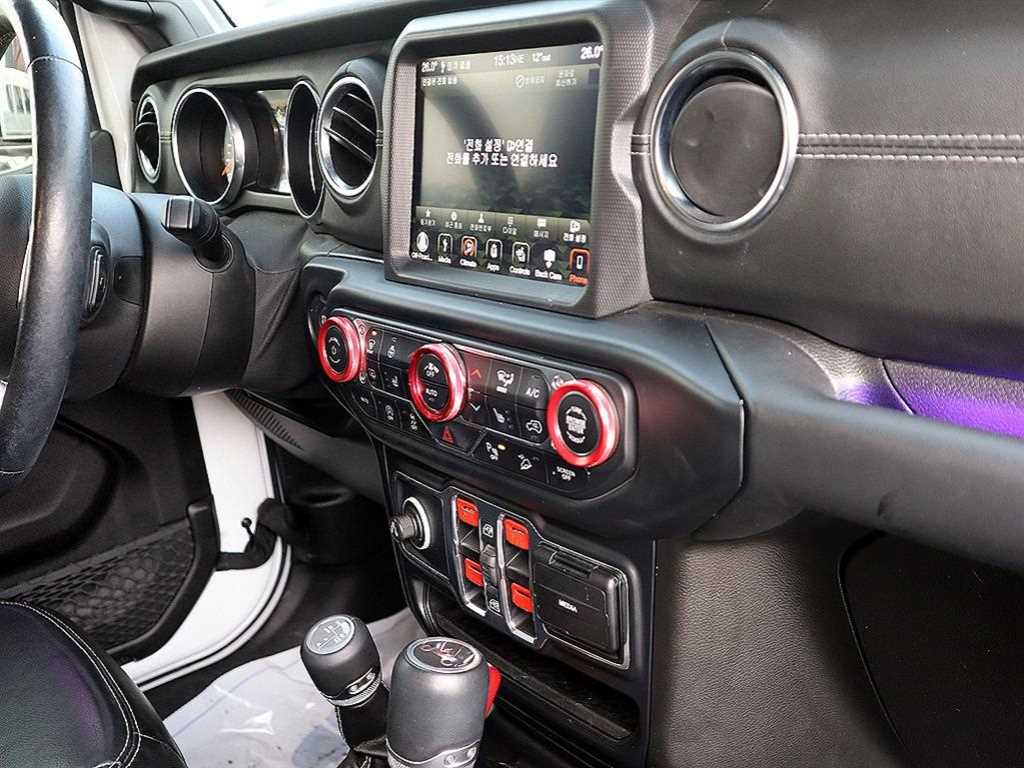 Jeep Wrangler - Vista 11