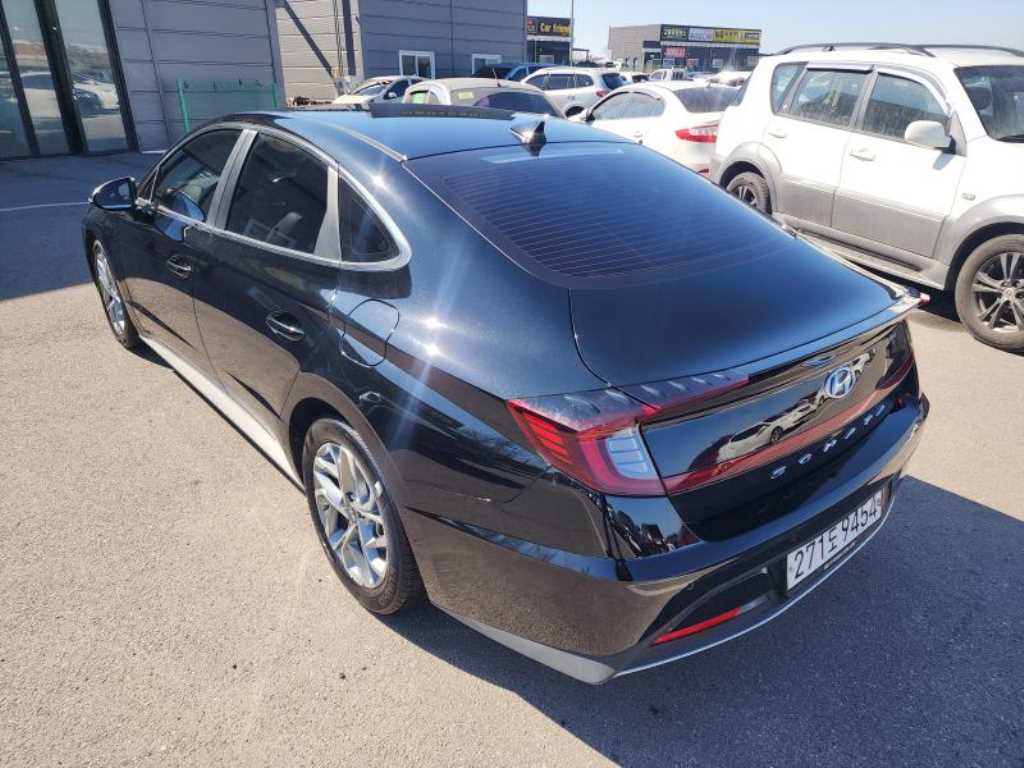 HYUNDAI Sonata - Vista 5