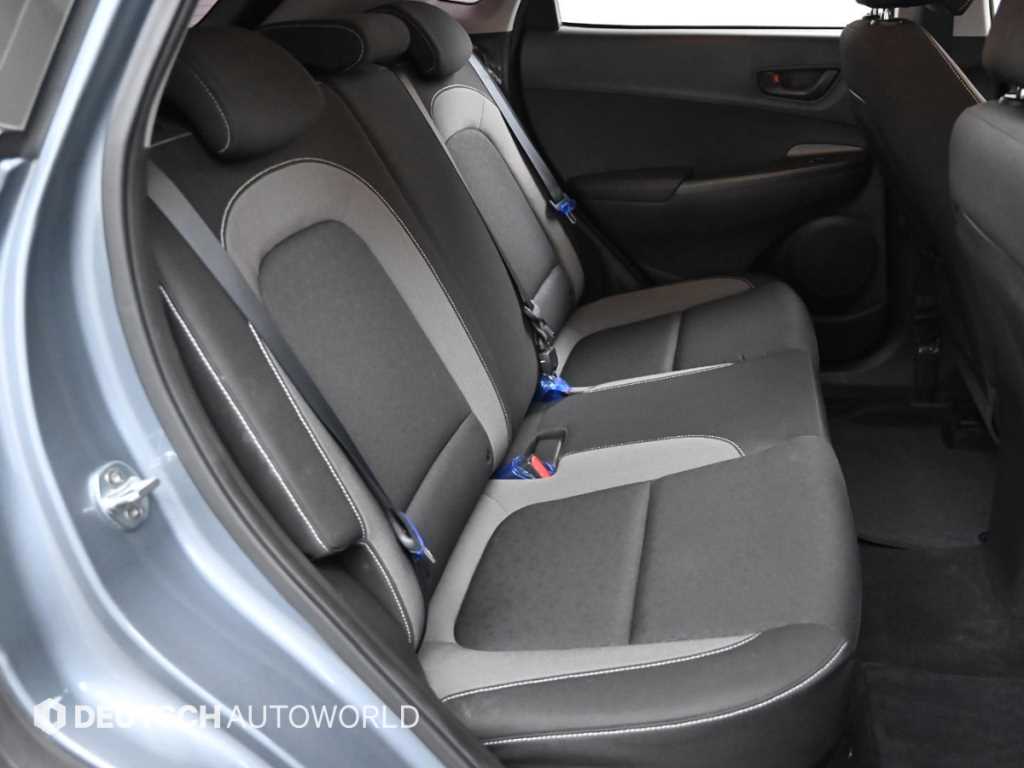 HYUNDAI Kona - Vista 12