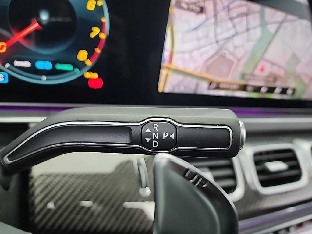 Mercedes Benz GLE Class - Vista 8