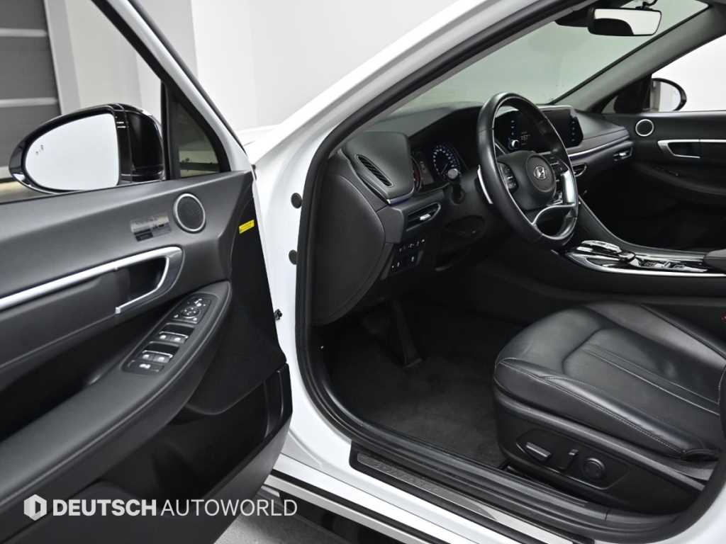 HYUNDAI Sonata - Vista 11